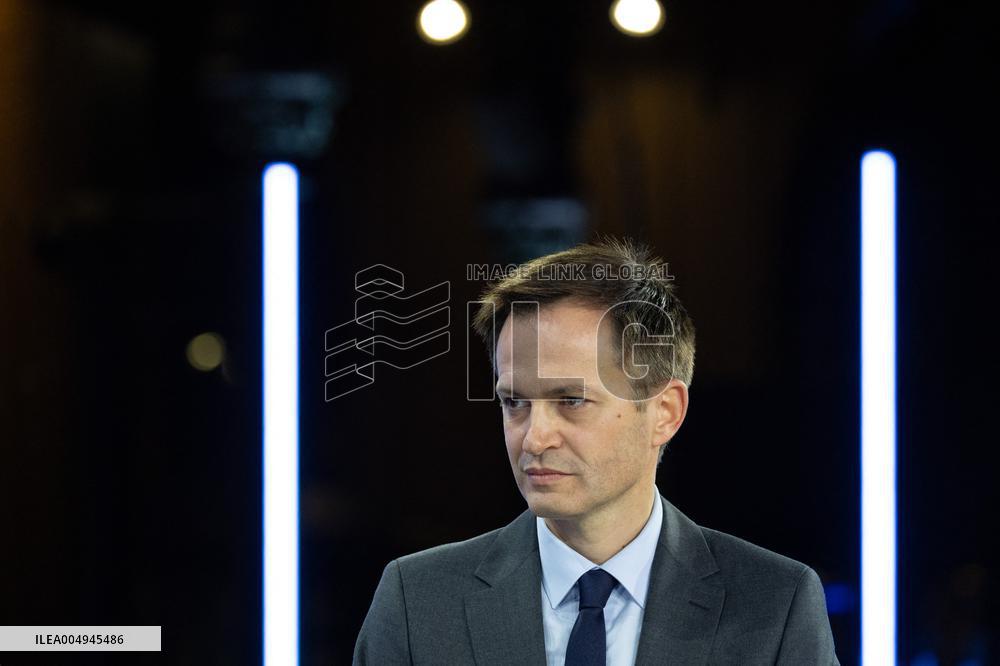 Debate between Emmanuel Gregoire and Pierre-Yves Bournazel - Paris