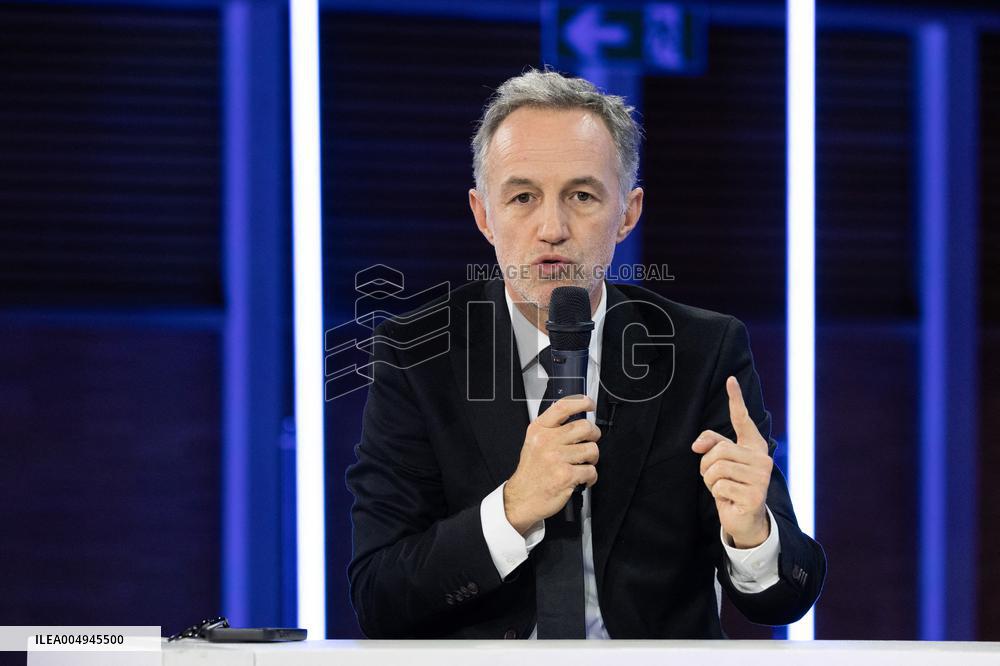 Debate between Emmanuel Gregoire and Pierre-Yves Bournazel - Paris