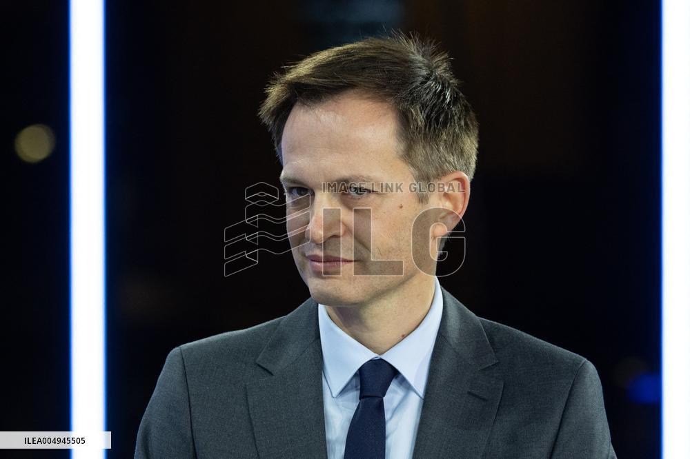 Debate between Emmanuel Gregoire and Pierre-Yves Bournazel - Paris