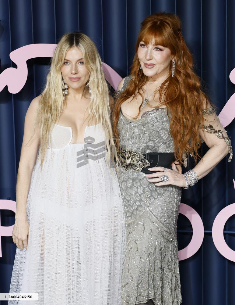 British Fashion Awards Gala Nigth - Red carpet