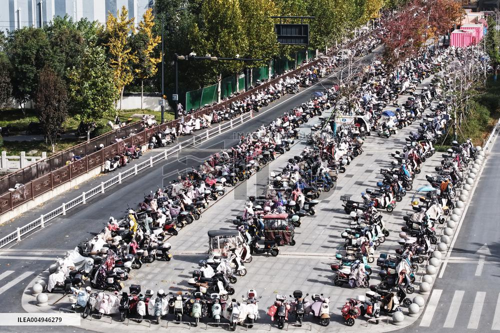 Office Workers Electric Bicycles