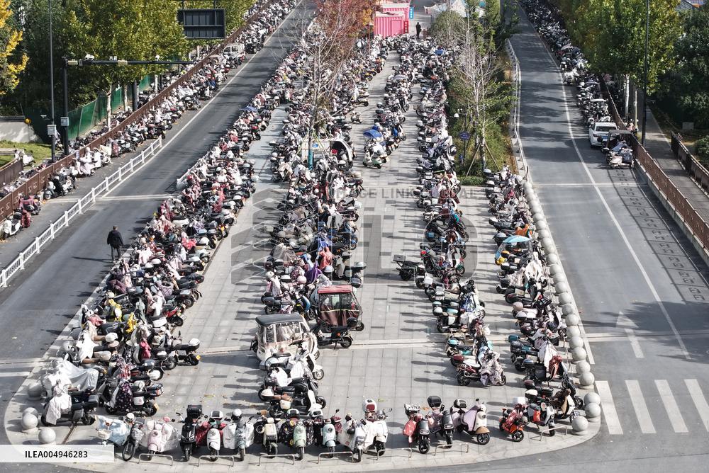 Office Workers Electric Bicycles