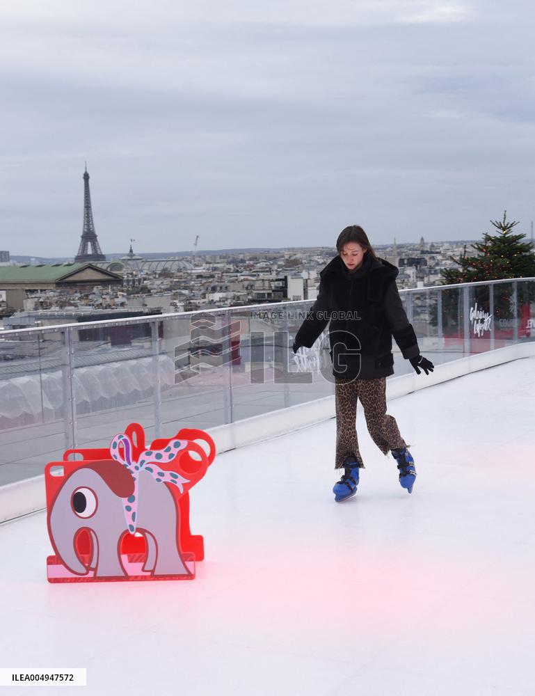 The Ice Rink At Galeries Lafayette - Paris