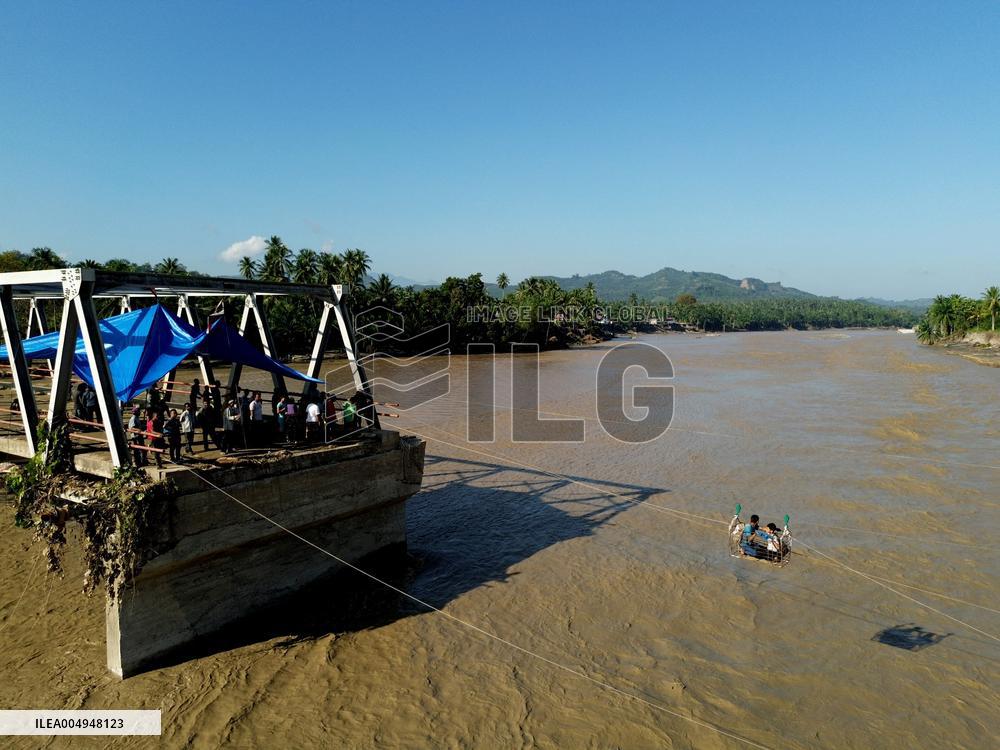 Indonesia Floods Death Toll Passes 600