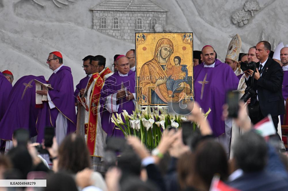 Pope Leo XIV Leads A Holy Mass at Beirut's Waterfront - Lebanon