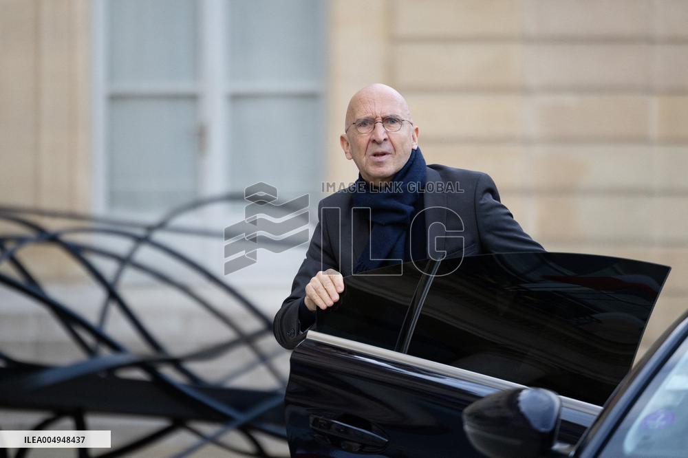 Weekly cabinet meeting at the Elysee Palace - Paris