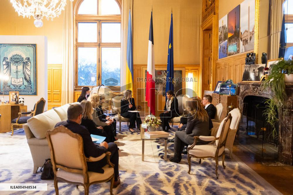 Anne Hidalgo Meets Olena Zelenska at Paris City Hall - Paris