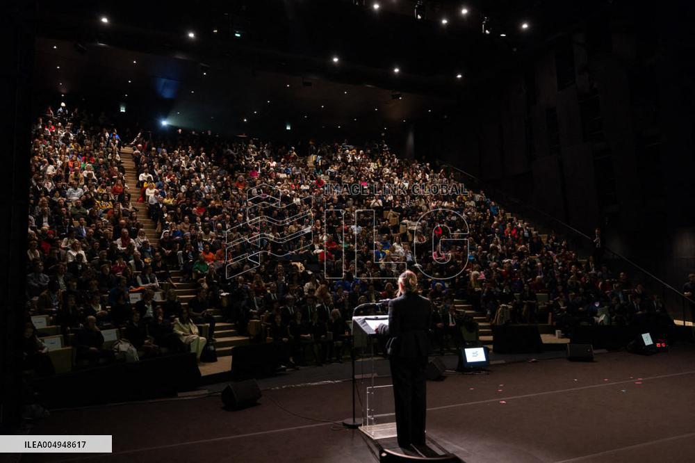 Olena Zelenska at the Launch Event for Voyage en Ukraine - Paris