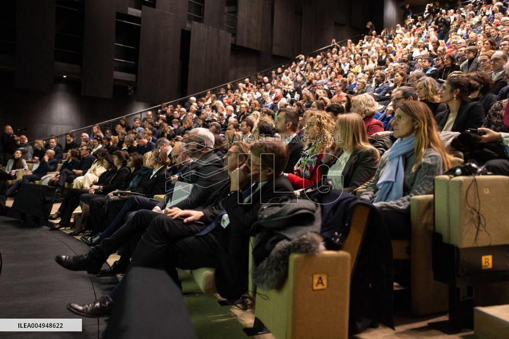 Olena Zelenska at the Launch Event for Voyage en Ukraine - Paris