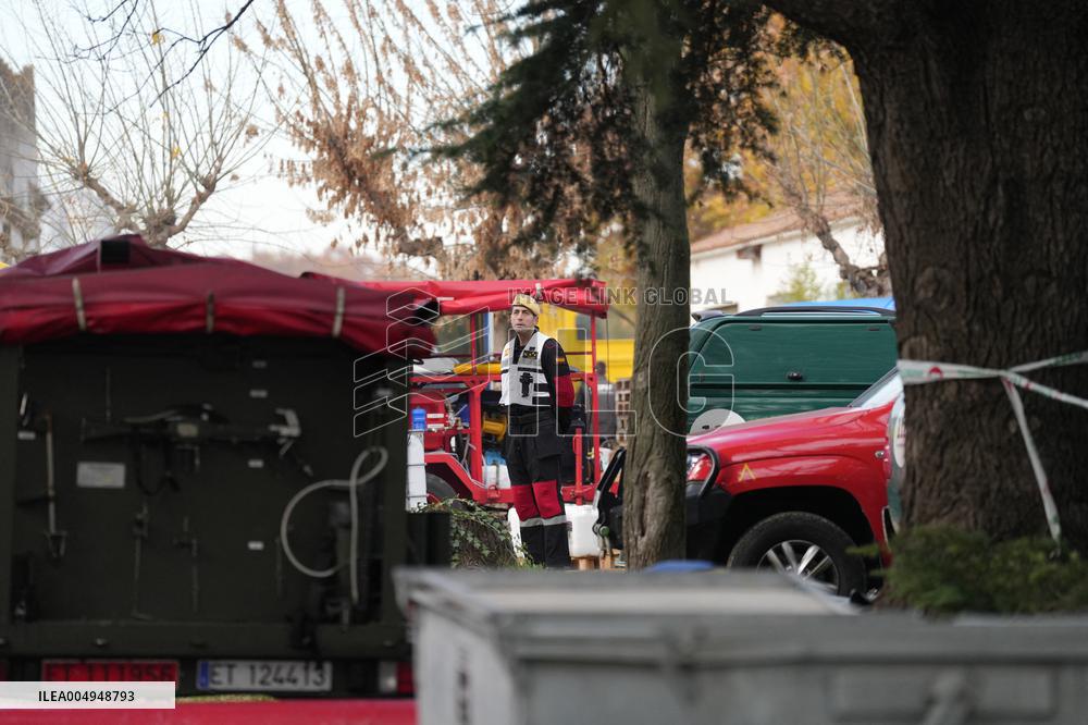 EMU Personnel Disinfect Vehicles for Swine Fever Control - Barcelona