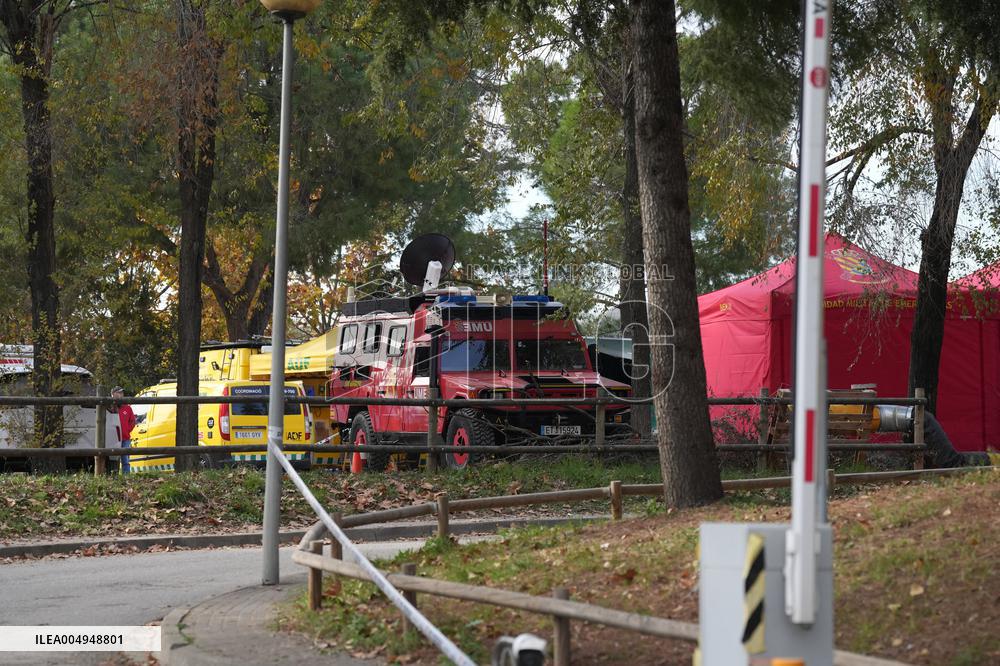 EMU Personnel Disinfect Vehicles for Swine Fever Control - Barcelona