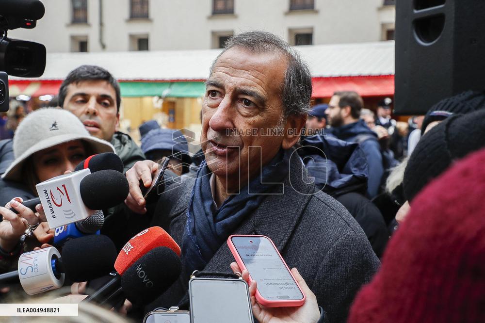 Opening of the Christmas markets in Piazza Duomo - Milan