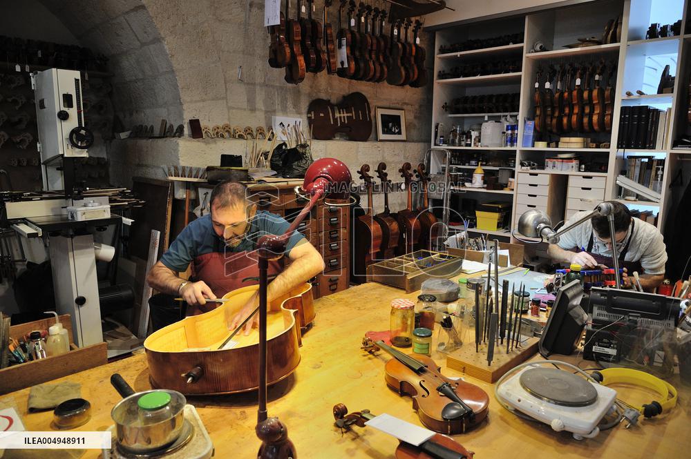 Illustration - Passages Of Paris