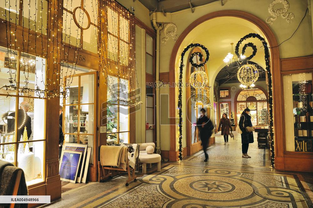 Illustration - Passages Of Paris