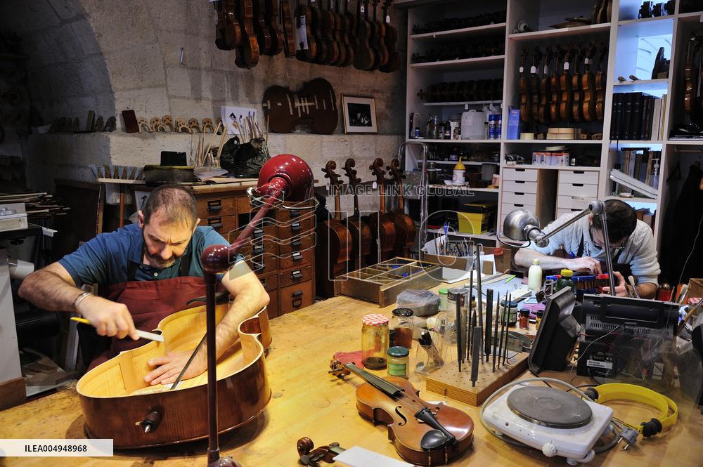 Illustration - Passages Of Paris