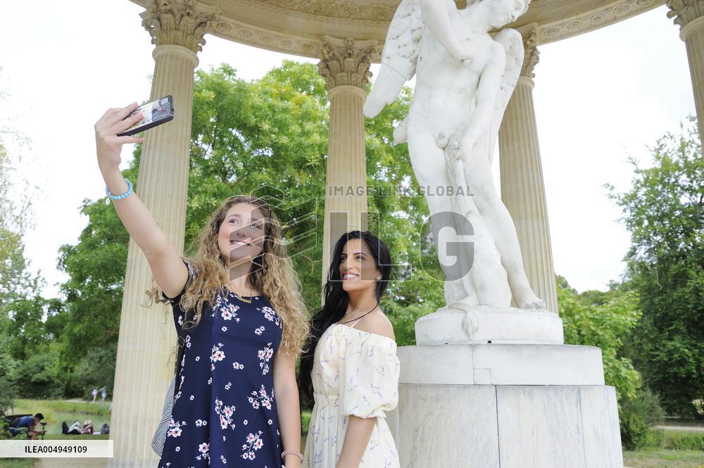 Illustration - Versailles