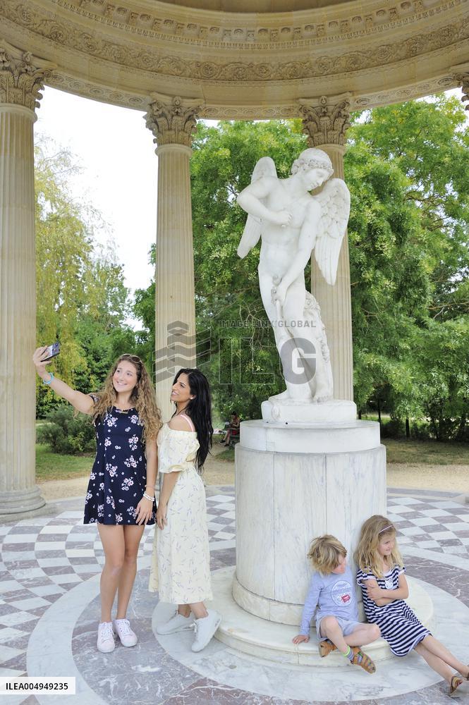 Illustration - Versailles