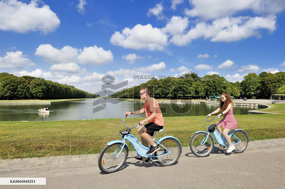 Illustration - Versailles