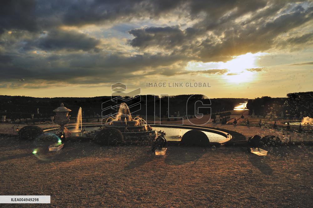 Illustration - Versailles