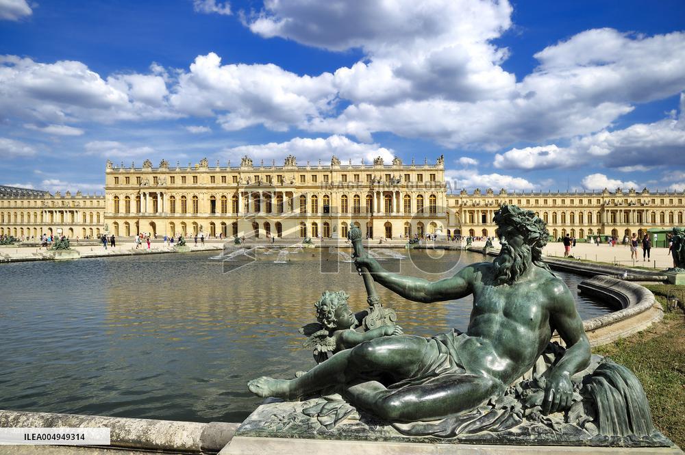 Illustration - Versailles