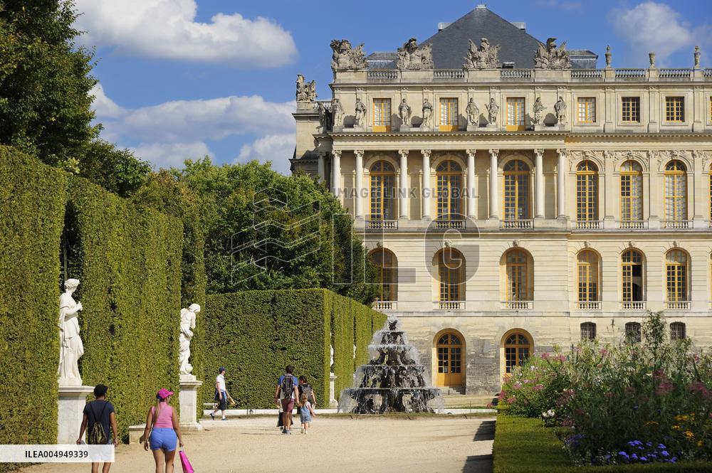 Illustration - Versailles