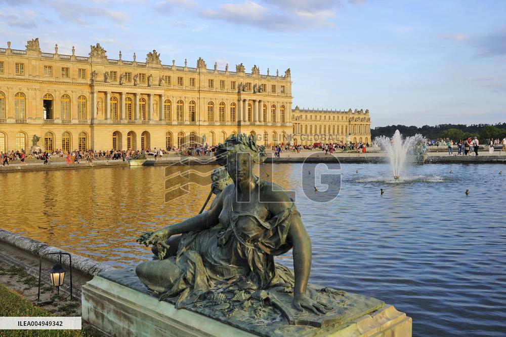 Illustration - Versailles