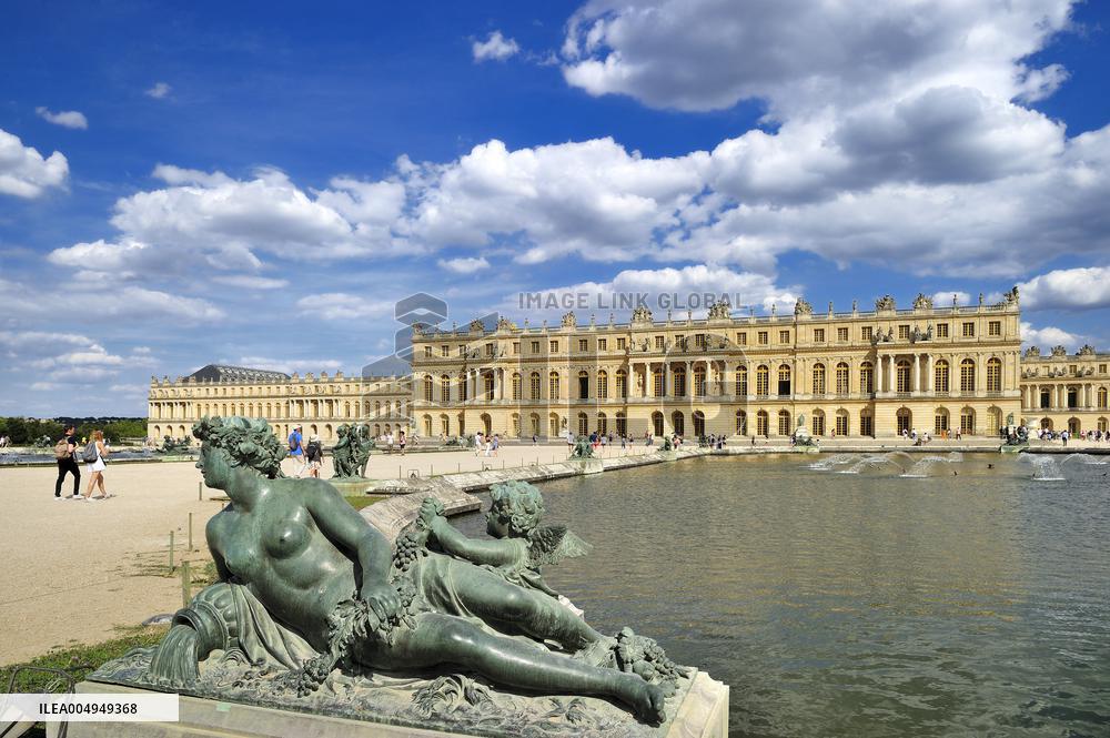 Illustration - Versailles