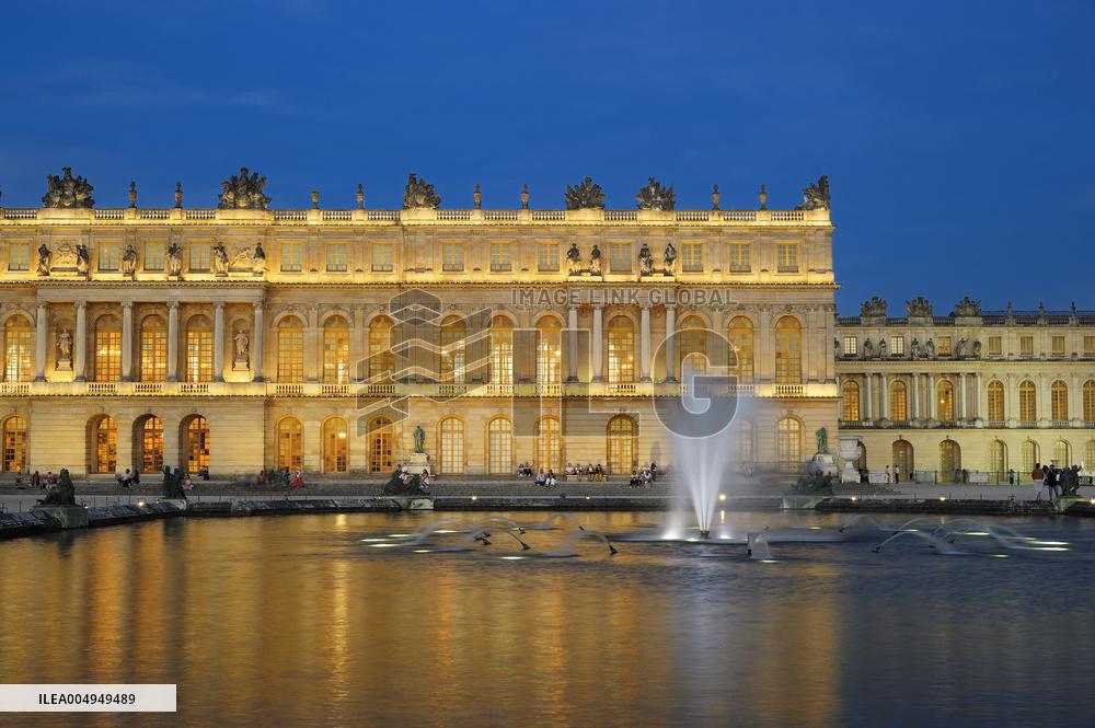 Illustration - Versailles