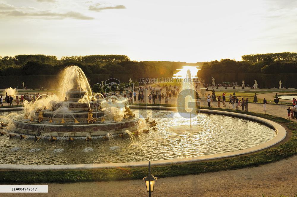 Illustration - Versailles