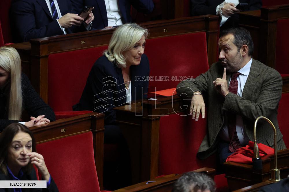 Questions To The Government - Paris