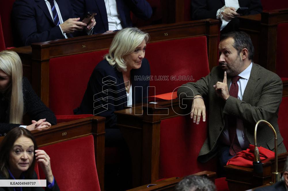 Questions To The Government - Paris