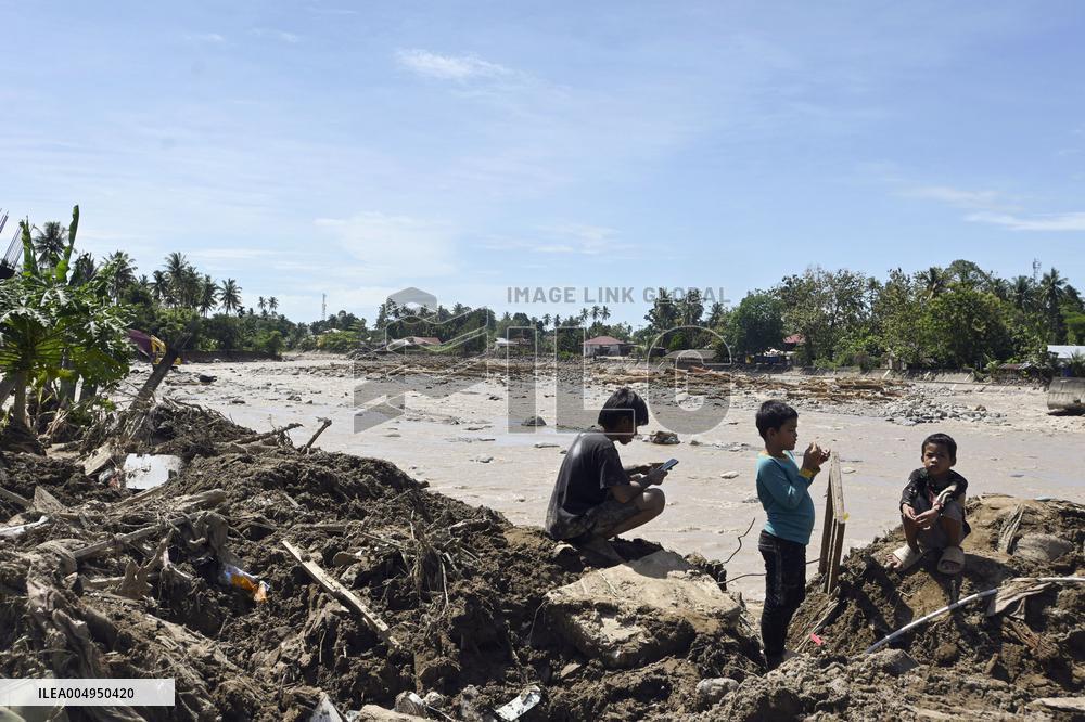 Flash floods in Indonesia