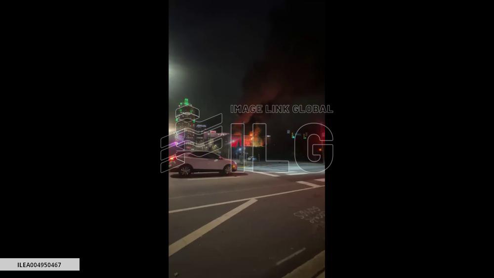US: No Injuries, Fire Erupts at Raleigh Convention Center Roof