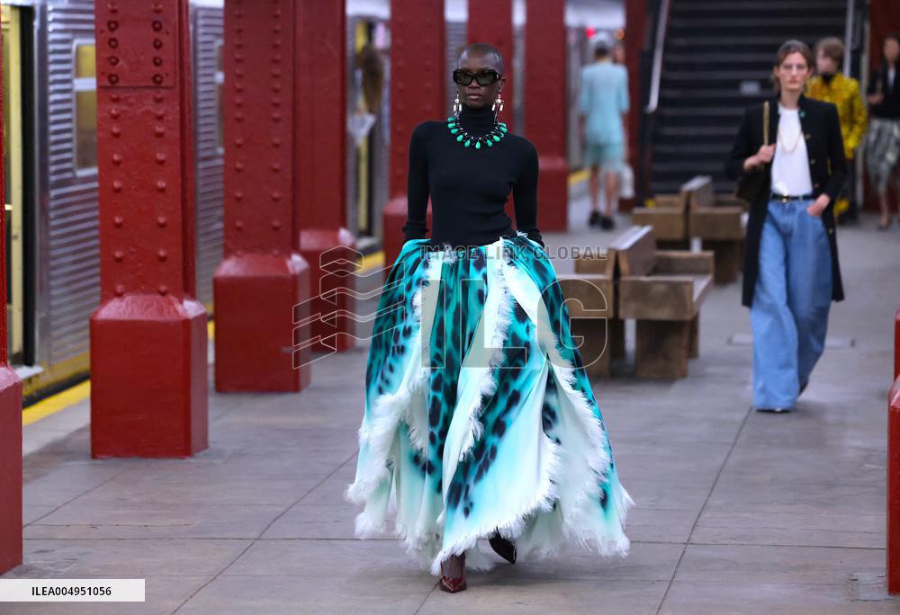 Chanel Metiers D Art Show 2026 - Runway - NYC