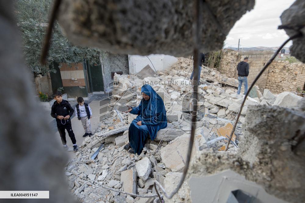 Nablus Home Destroyed In Israeli Raid - West Bank