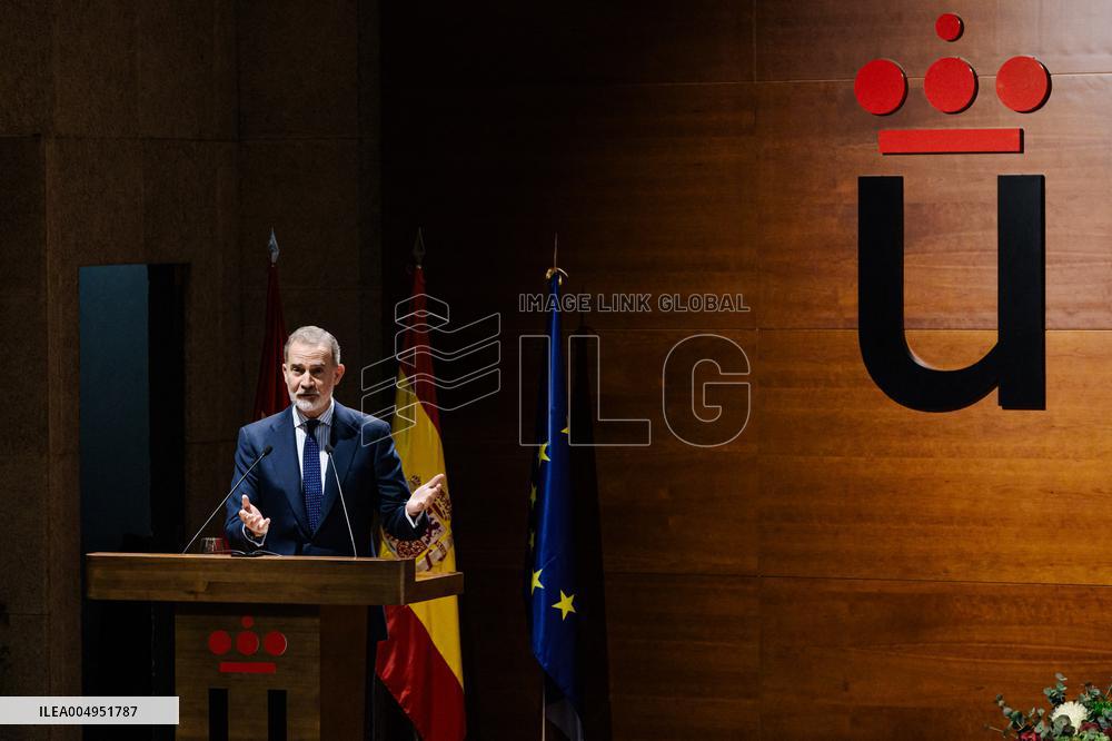 King At Democratization Conference - Madrid