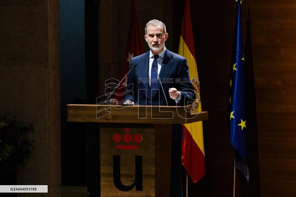 King At Democratization Conference - Madrid