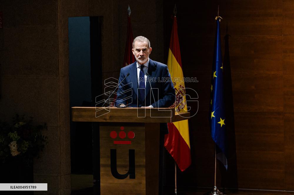 King At Democratization Conference - Madrid