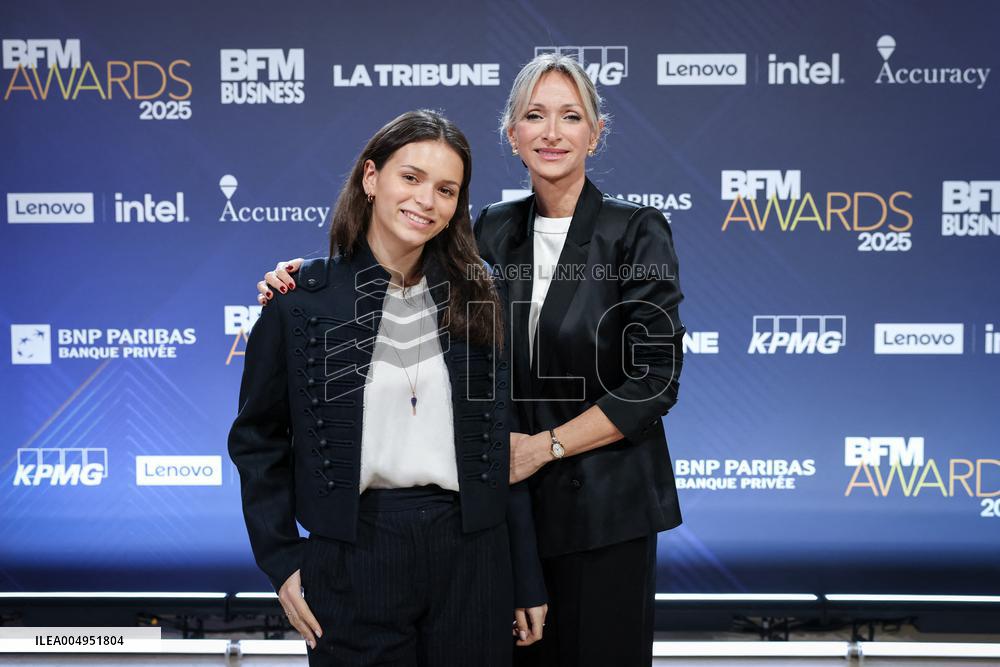 Exclusif - BFM Awards Photocall - Paris