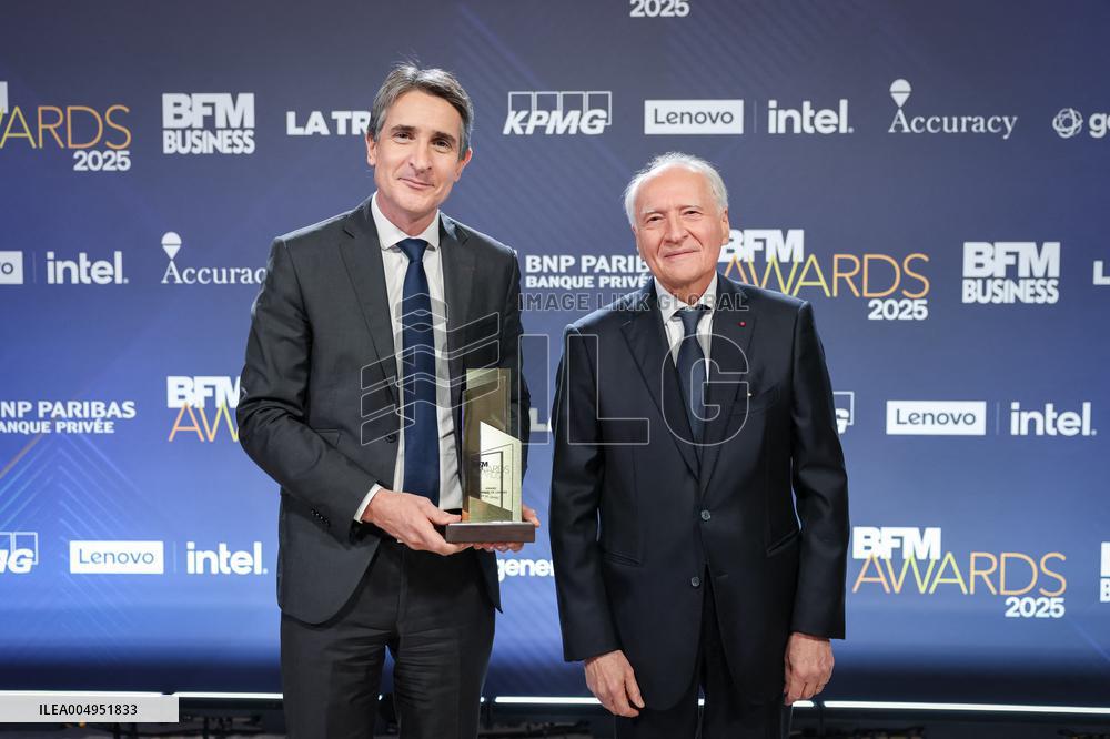 Exclusif - BFM Awards Photocall - Paris