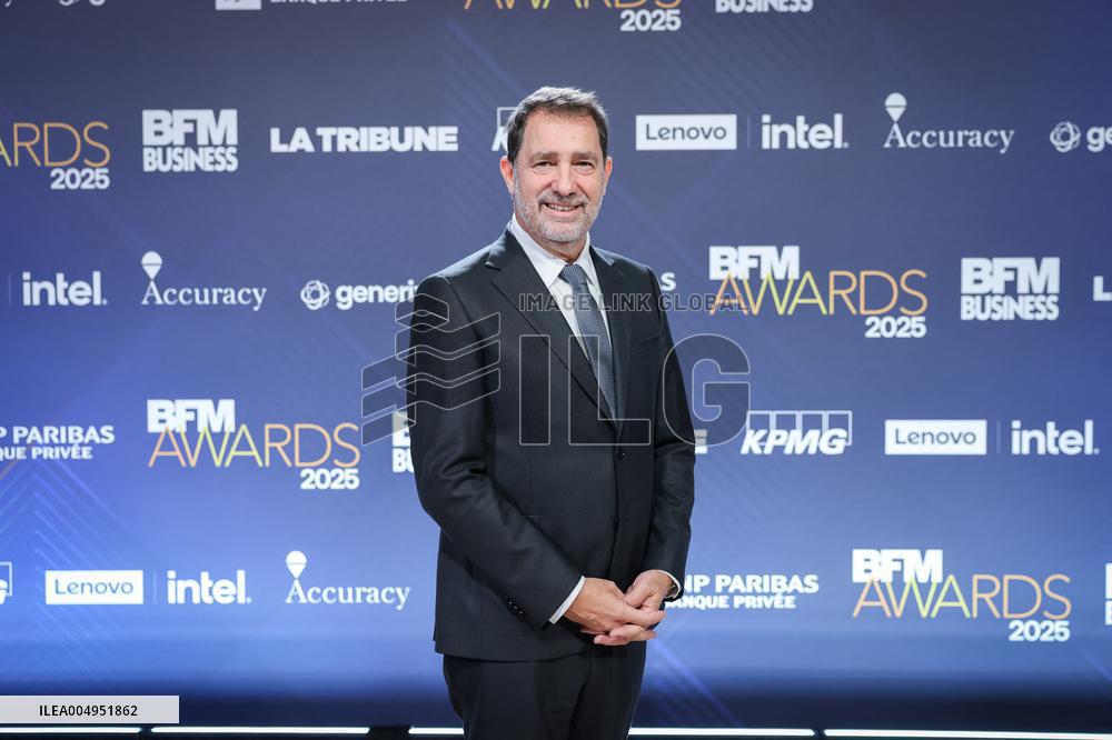 Exclusif - BFM Awards Photocall - Paris