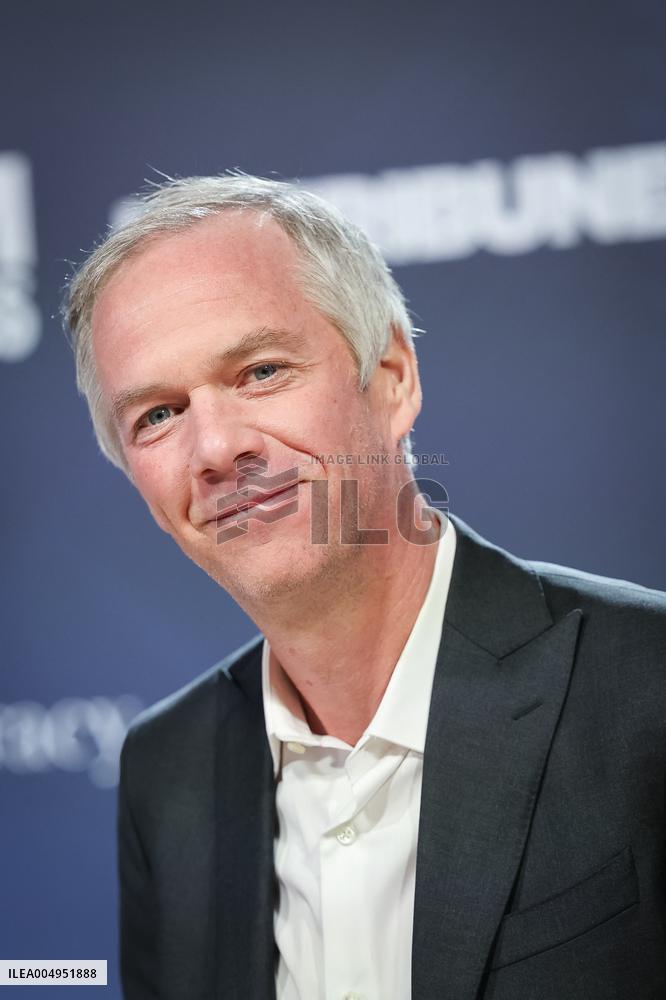 Exclusif - BFM Awards Photocall - Paris