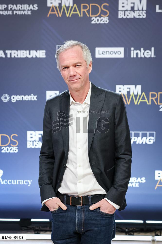 Exclusif - BFM Awards Photocall - Paris