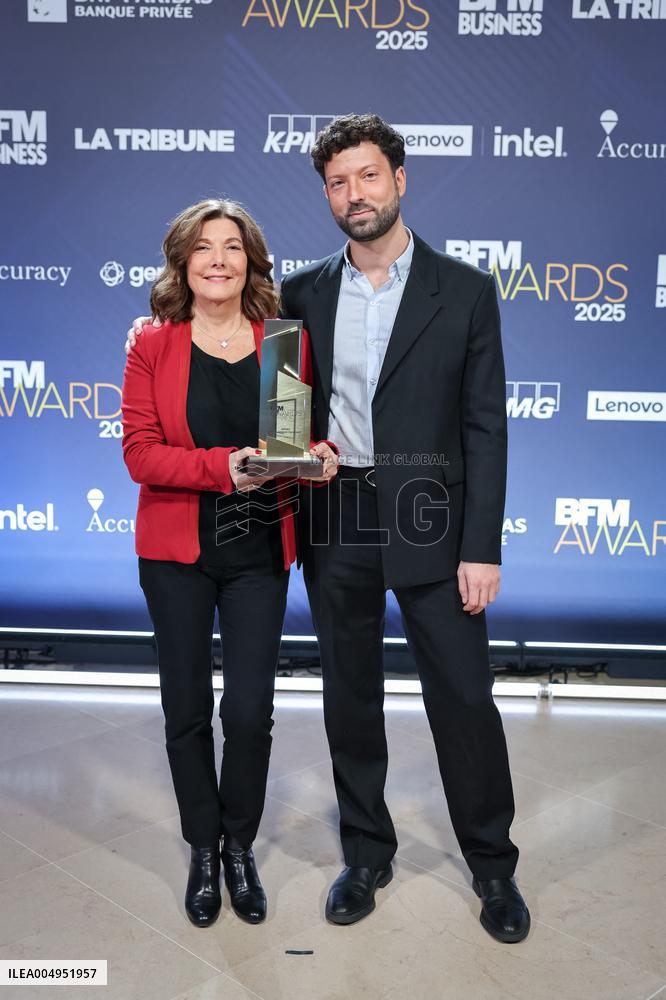 Exclusif - BFM Awards Photocall - Paris
