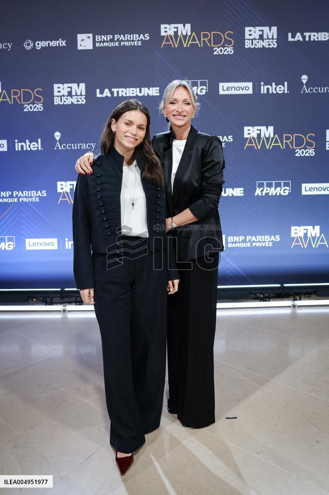 Exclusif - BFM Awards Photocall - Paris