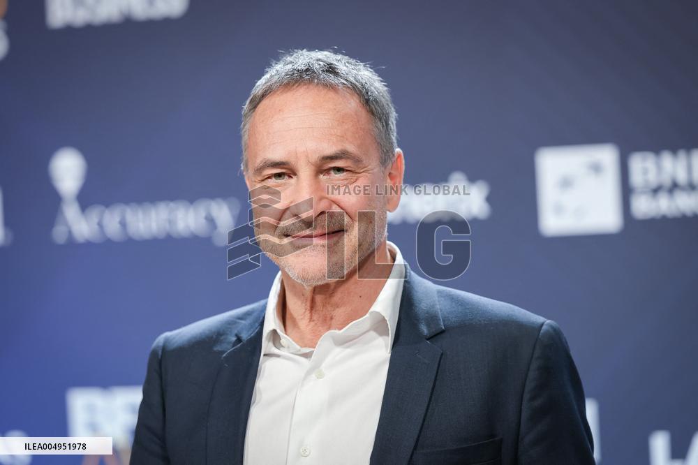 Exclusif - BFM Awards Photocall - Paris