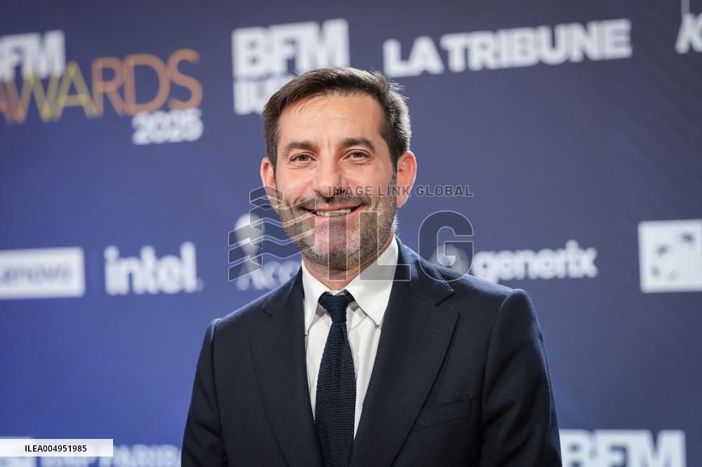 Exclusif - BFM Awards Photocall - Paris
