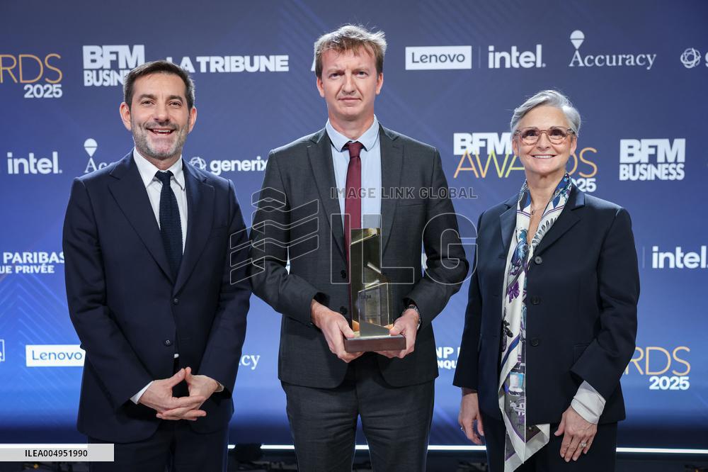 Exclusif - BFM Awards Photocall - Paris