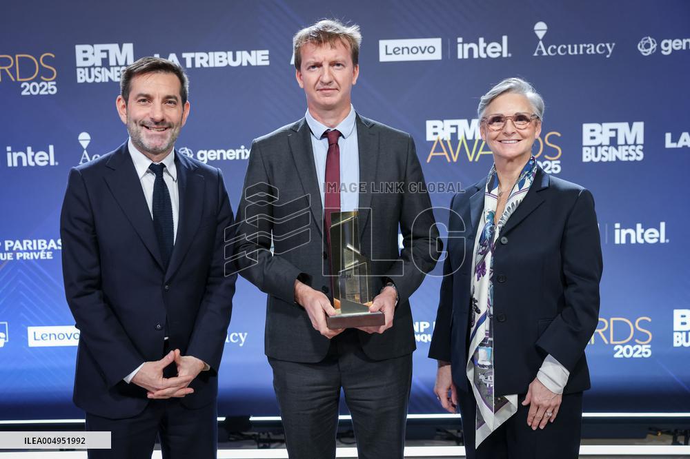 Exclusif - BFM Awards Photocall - Paris