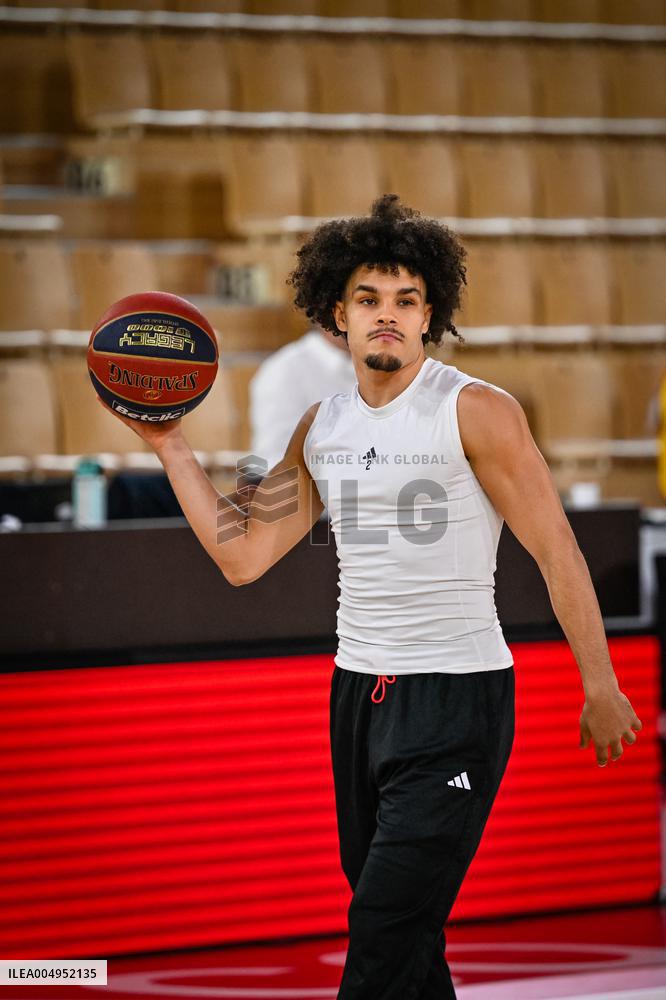 French Cup Round of Sixteen - AS Monaco v Paris Basket